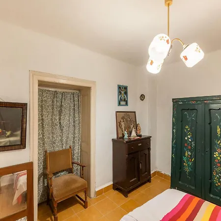 Cosy Near Basilica *